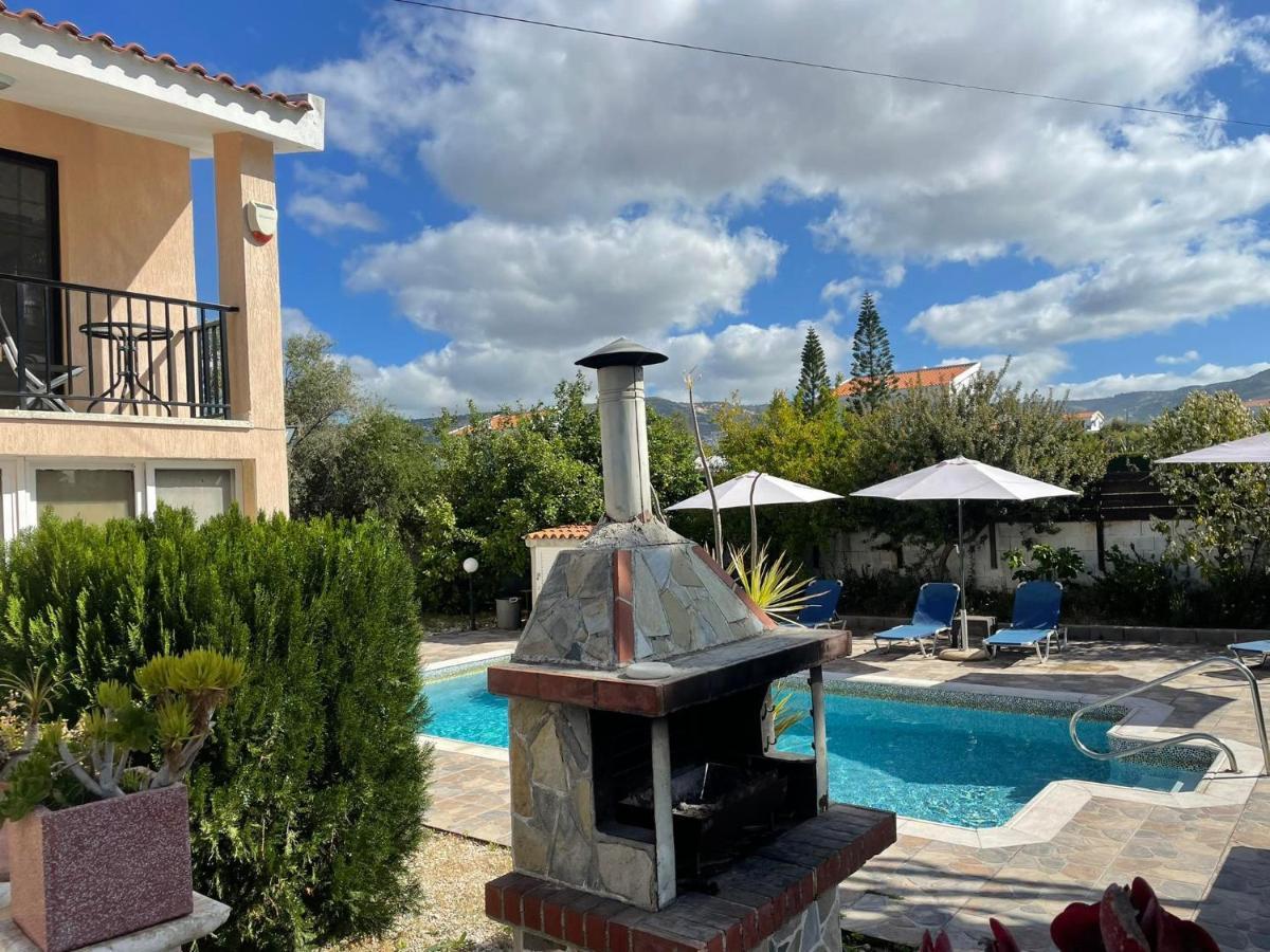 Villa Ocean Stones 1Km From Main Coral Bay Beach Peyia Exterior photo